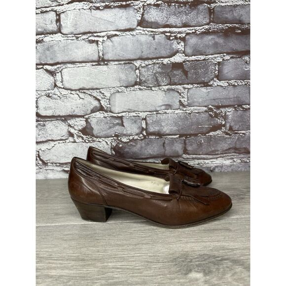 Bally Brown Leather Kiltie Tassel Loafers Kitten Heel Shoes Women’s 6.5M US/37EU - Picture 1 of 16